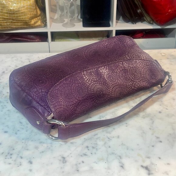 Oscar de la Renta Purple Leather Embossed Spiderweb Flap Shoulder Bag - Picture 8 of 8